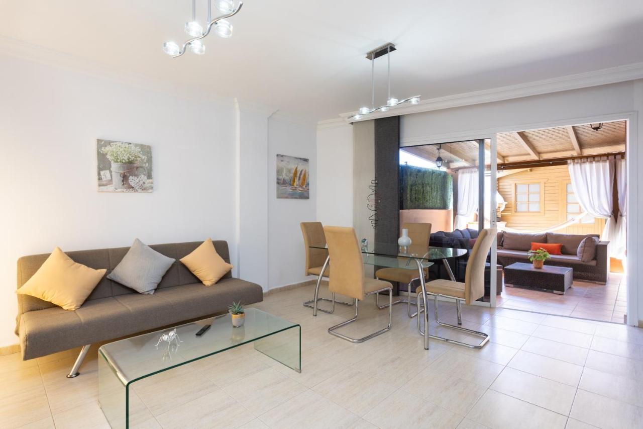 Home2Book Fantastic 160M2 Terrace Flat & Bbq Radazul Kültér fotó