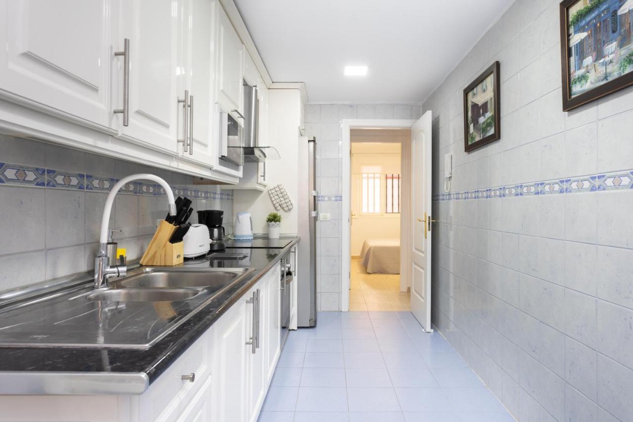 Home2Book Fantastic 160M2 Terrace Flat & Bbq Radazul Kültér fotó